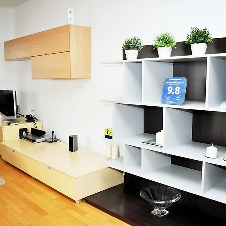 Alexandar's Place *