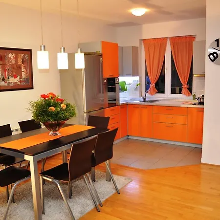 Apartament Alexandar's Place